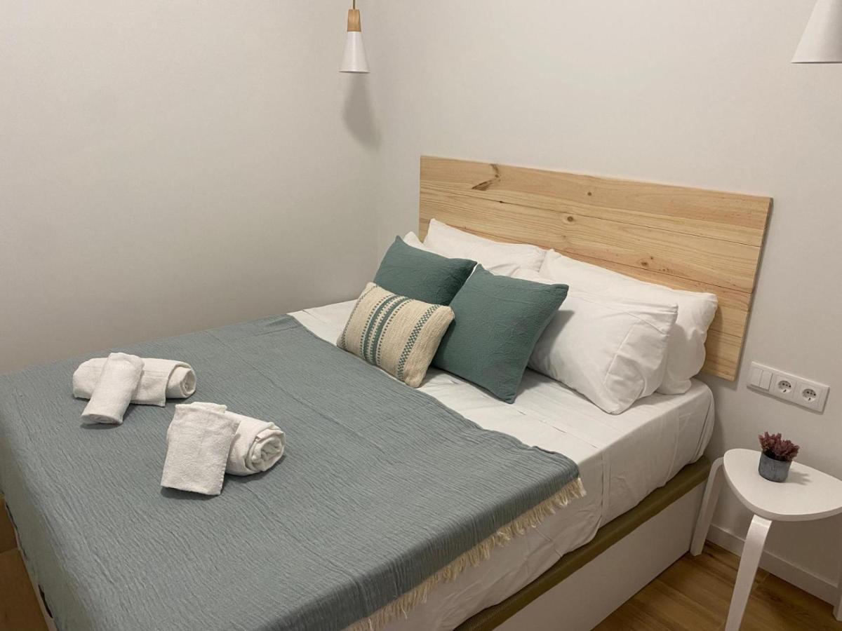 Marina Beach Apartments Valence Extérieur photo