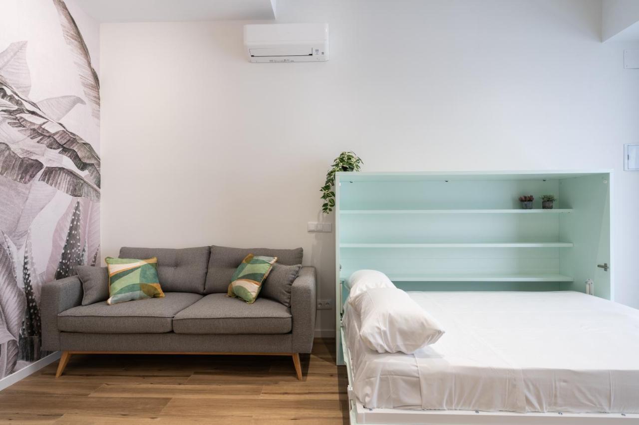 Marina Beach Apartments Valence Extérieur photo